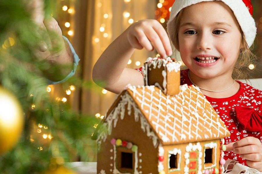 Gingerbread House Decorating
